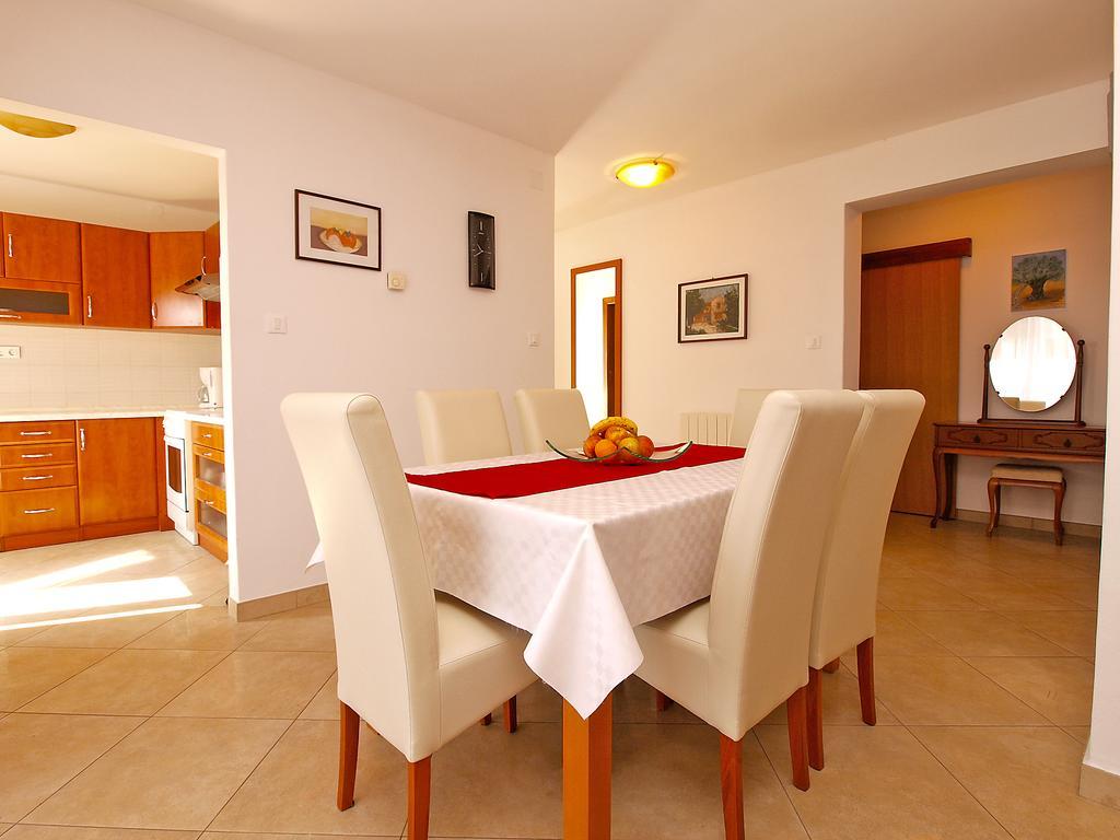Apartments Munida 734 Medulin Buitenkant foto
